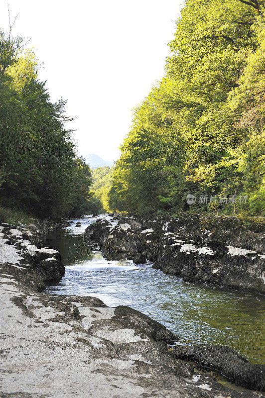 瓦尔serine河和峡谷(瓦尔serine河峡谷)