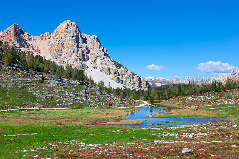 白云石，意大利阿尔卑斯山脉的风景山峰