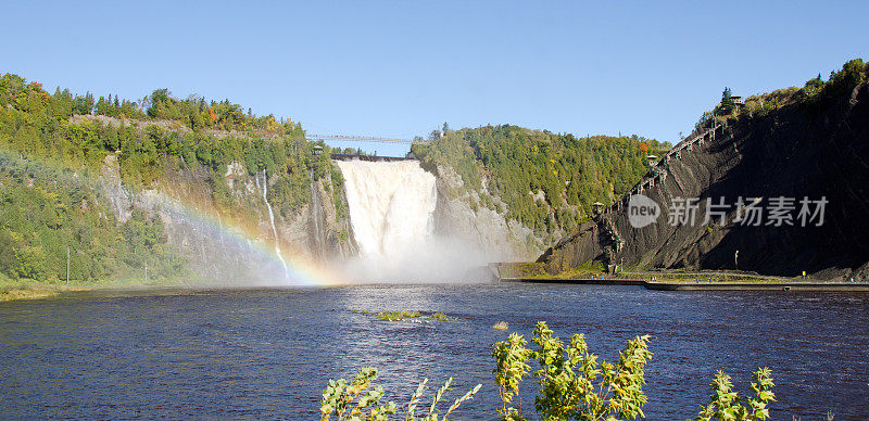加拿大魁北克的Montmorency瀑布