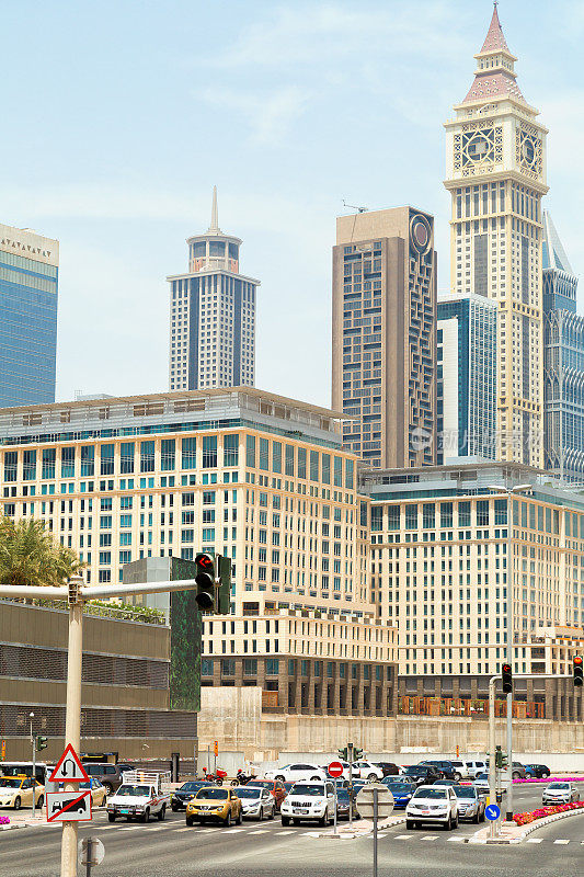 阿拉伯联合酋长国迪拜的城市交通