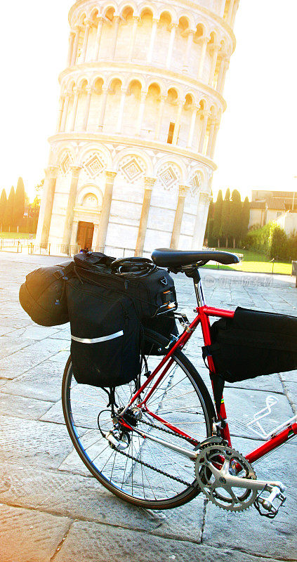 意大利比萨旅游自行车