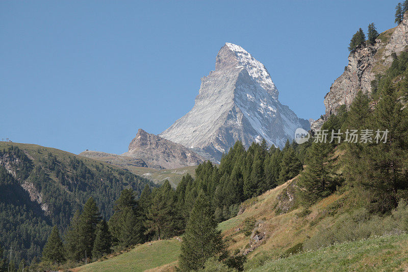 来自瑞士兹马特山谷的马特洪峰北面