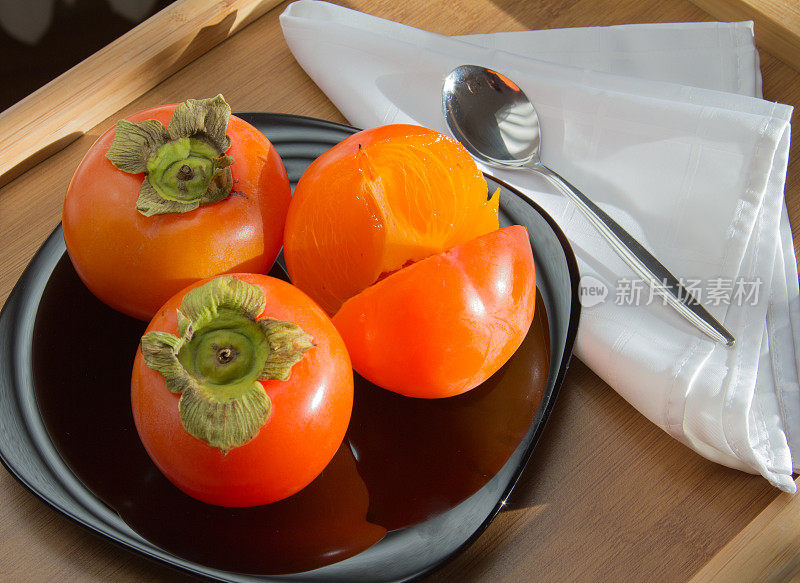 成熟美味的柿子果实