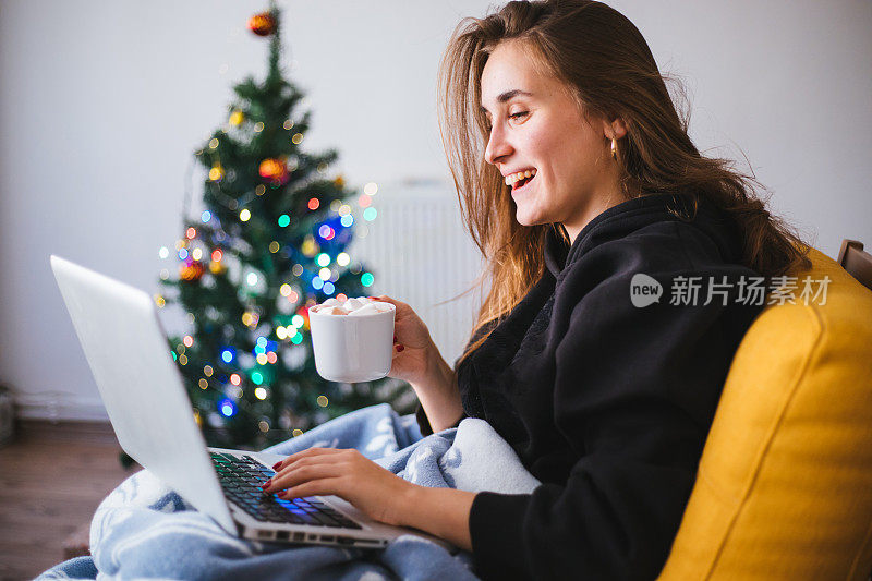 女人在线购物