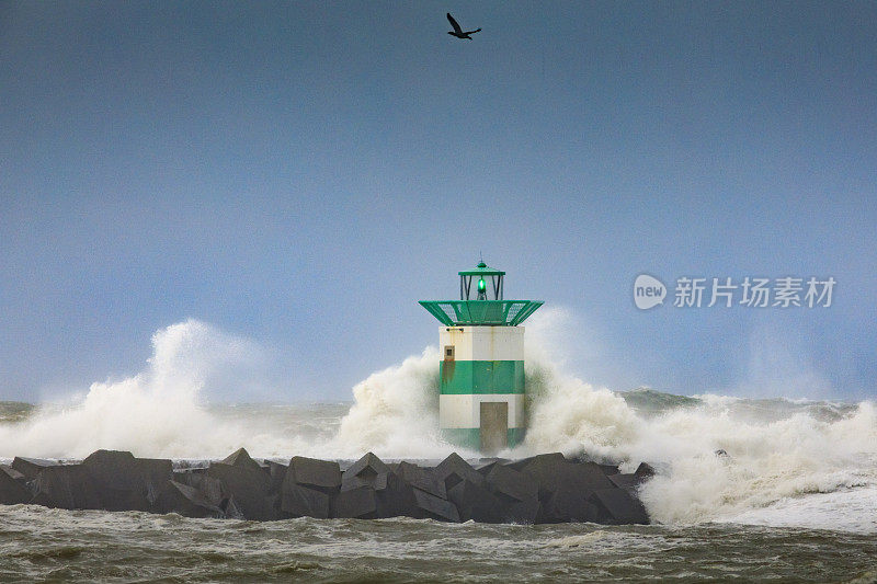 海牙海岸的暴风雨天气