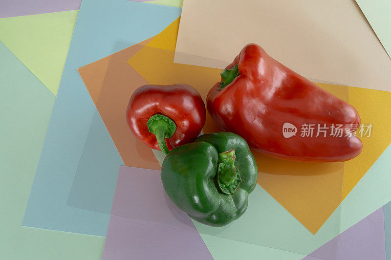 标准辣椒属于蔬菜类。它是一种广泛用于烹饪的蔬菜在世界各地。
