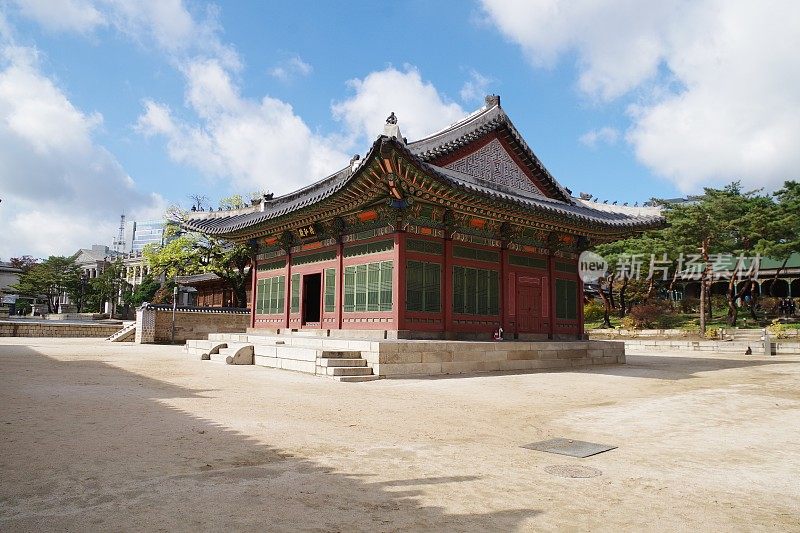 韩国首尔的德sugung宫
