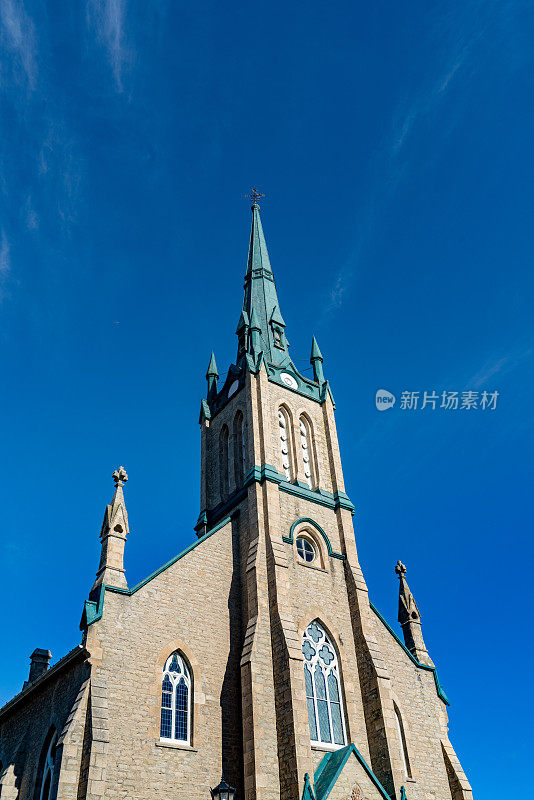 加拿大安大略省惠灵顿县的伊罗拉·诺克斯长老会教堂