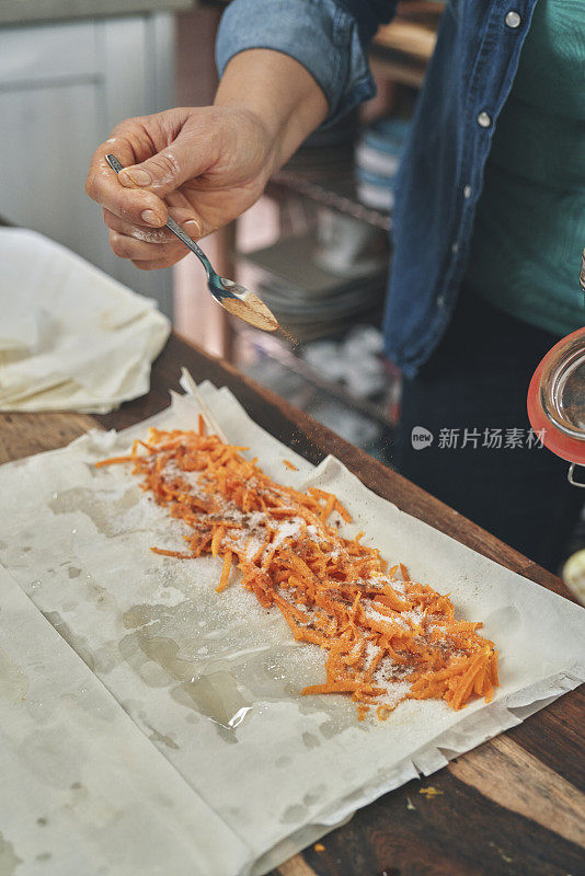 准备酥皮南瓜派