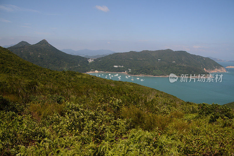 从香港清水湾高舢板山郊游径俯瞰全景