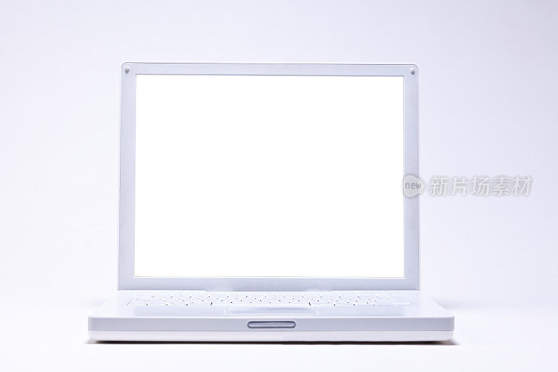 笔记本电脑与空白屏幕上的白色背景剪辑路径