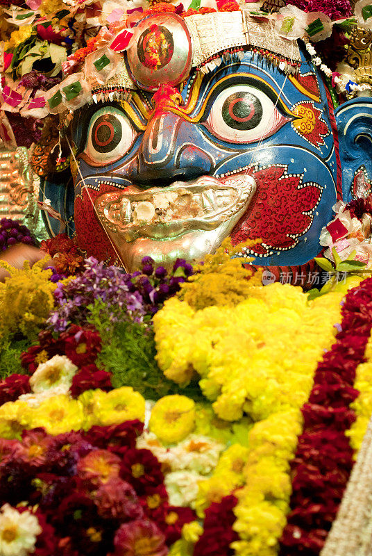 加德满都的Bhairava神像。