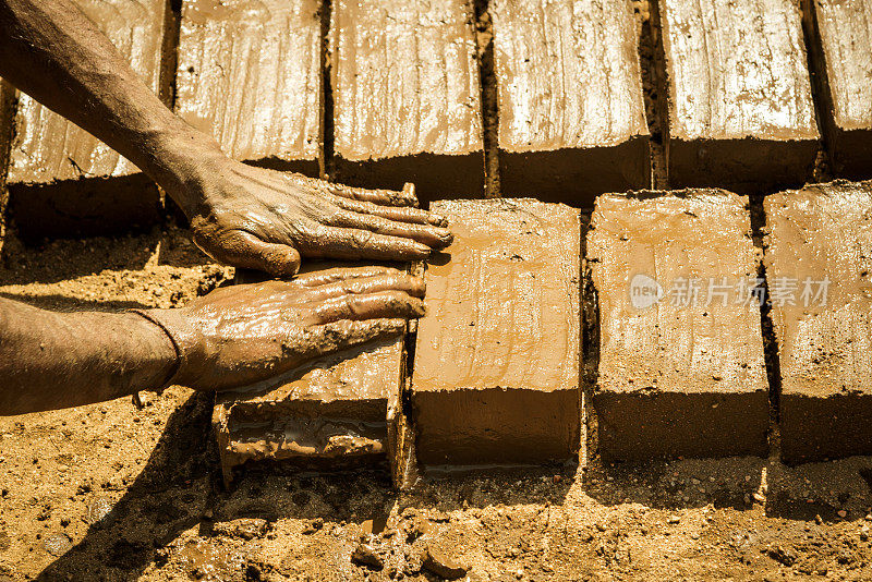 手工粘土砖在印度