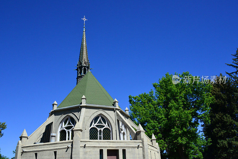 丹佛:费尔蒙特公墓的常春藤小教堂