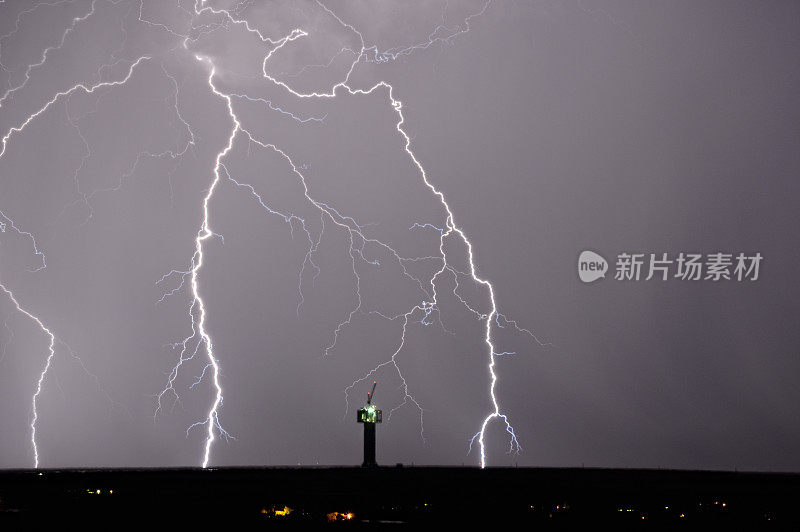 南非太阳能装置附近多次遭雷击