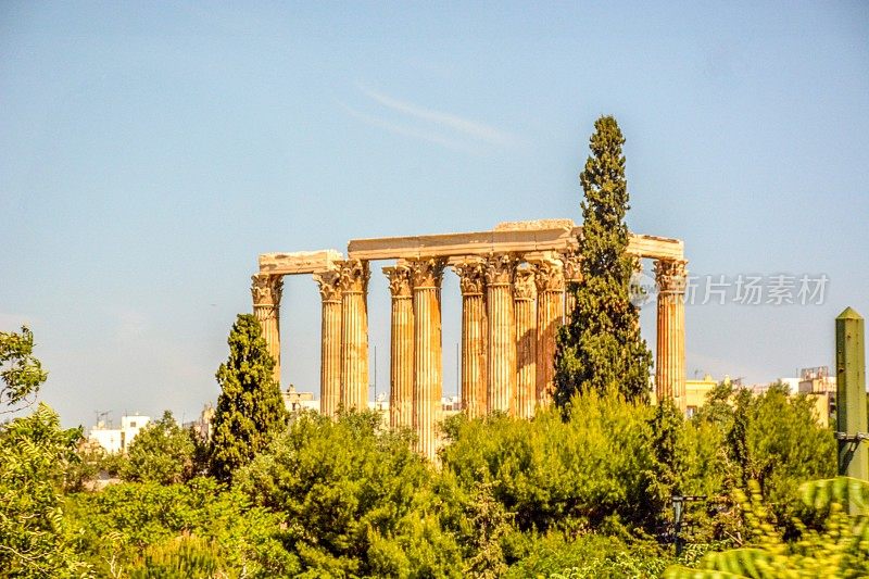 希腊雅典，奥林匹亚宙斯神庙的圆柱