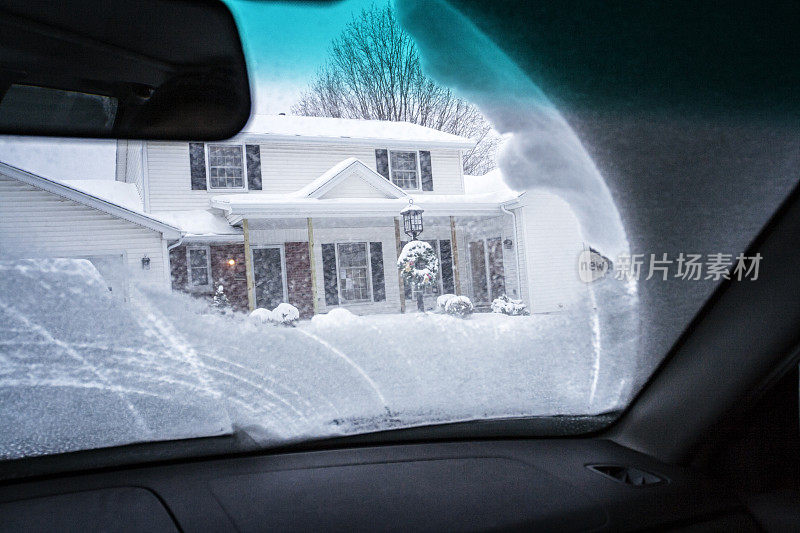 房屋扩建工程因假日暴风雪中断