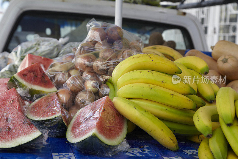 圣基茨西印度群岛的一个市场摊位