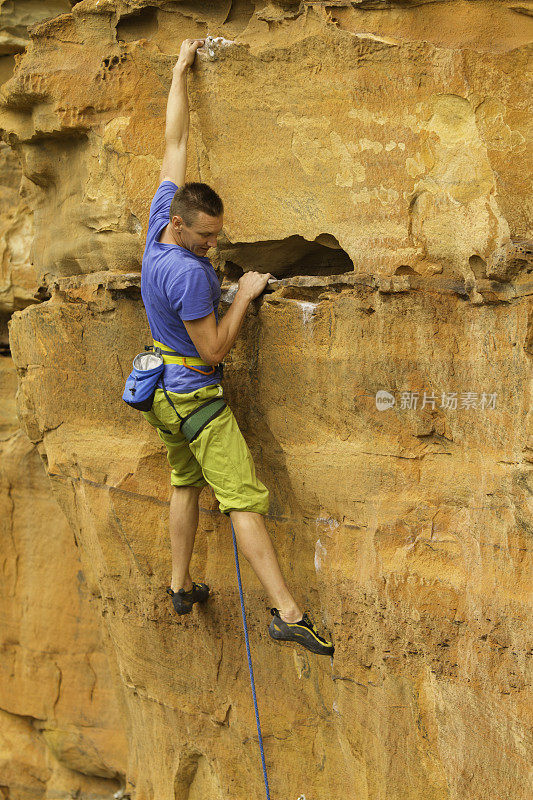 男性Rockclimber