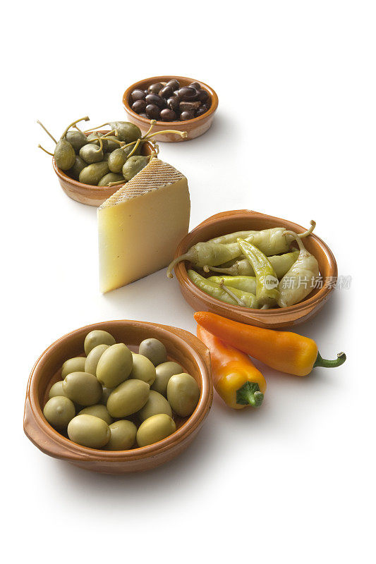 西班牙小吃:橄榄，曼契戈，辣椒和刺山柑