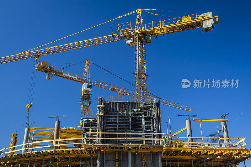 新的混凝土建筑正在建设中