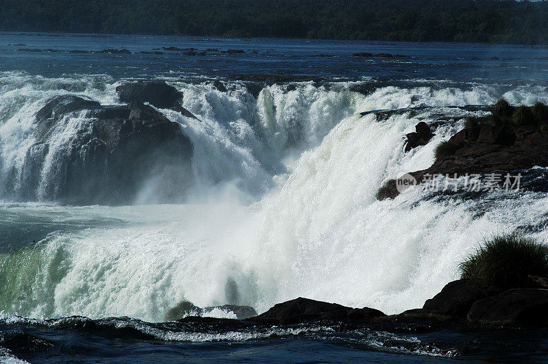 魔鬼的喉咙，伊瓜苏瀑布，巴拉那，巴西