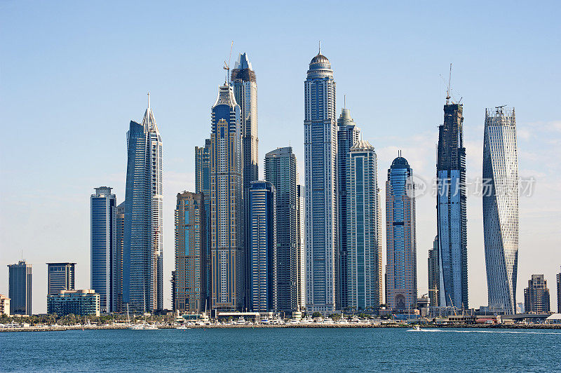 迪拜码头的摩天大楼