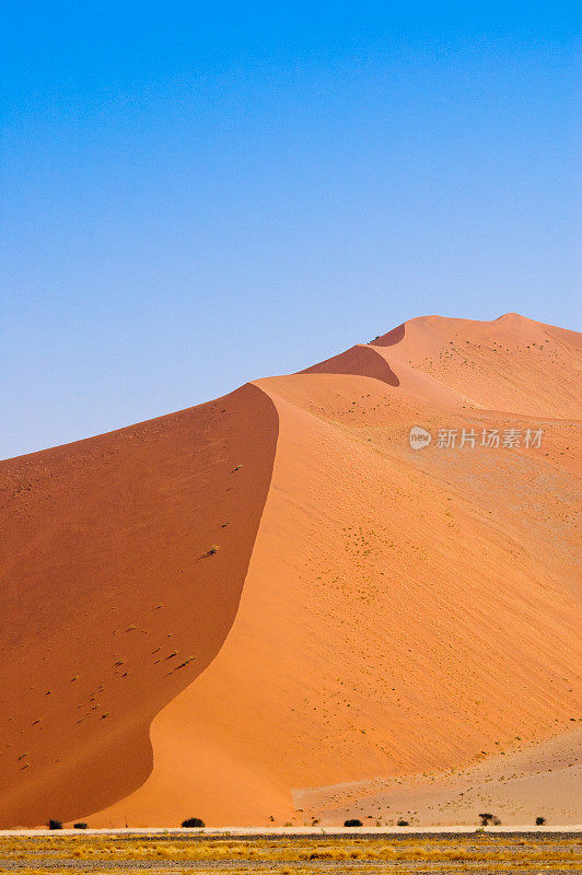 在奈美子沙漠里的沙丘