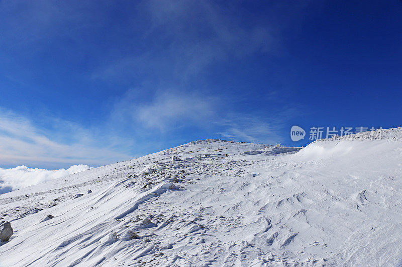 波斯尼亚和黑塞哥维那比耶拉斯尼察山峰顶