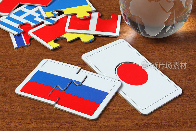 俄罗斯和日本国旗拼图