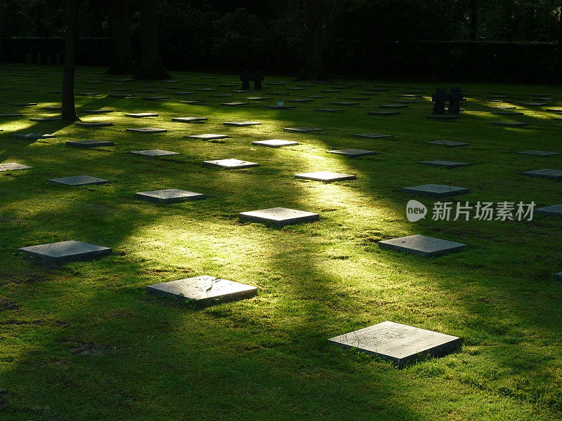 比利时迪克斯缪德:弗拉德斯洛德国战争公墓