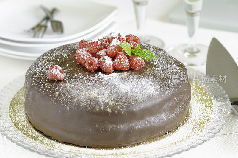 树莓巧克力蛋糕