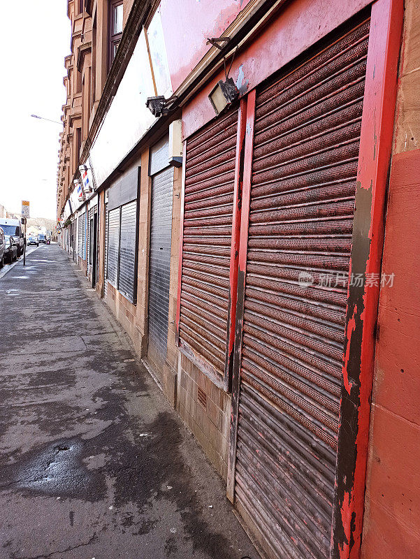 英国苏格兰格拉斯哥街的商店关门了