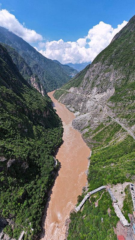 虎跳峡风景区