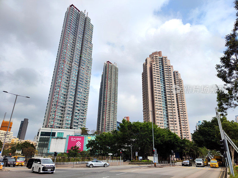 香港九龙半岛深水埗区的高层住宅大厦