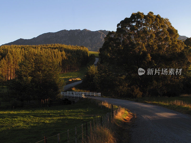 塔斯马尼亚山景观风景罗兰山路