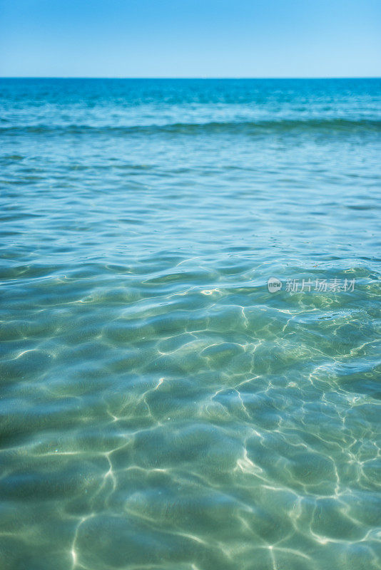 夏天有干净的海水