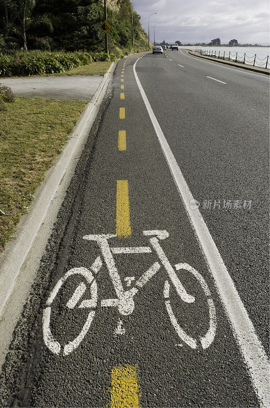 路边的自行车道