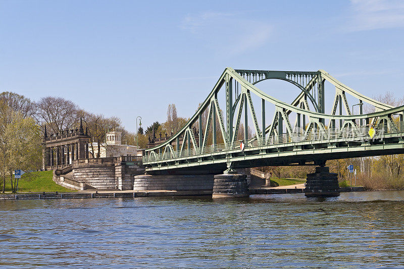 波茨坦格利尼克桥