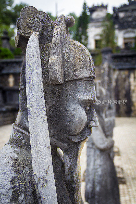 越南顺化开定墓中的士兵雕像