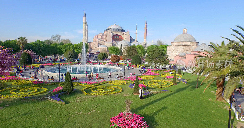 土耳其伊斯坦布尔的圣索菲亚大教堂鸟瞰图