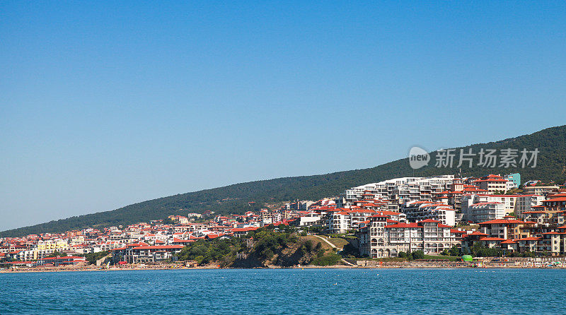 保加利亚Elenite度假村的海边景色。现代酒店