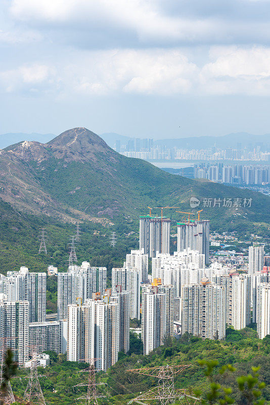 屯门区的景观从香港青山俯瞰