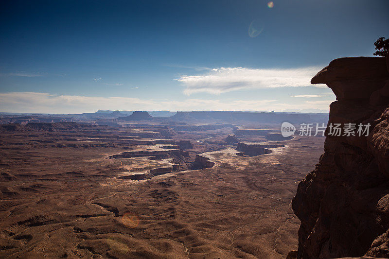 峡谷地国家公园广阔景观上的午后阳光