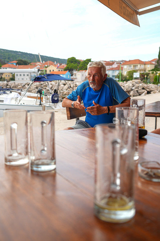 性格，只有一个没有啤酒，克罗地亚海岸。