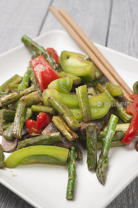 亚洲美食:素菜炒