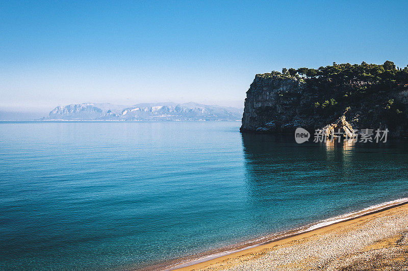 西西里岛的海滩,Scopello。