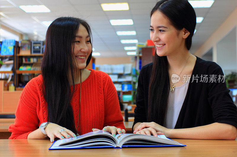 亚洲的女学生