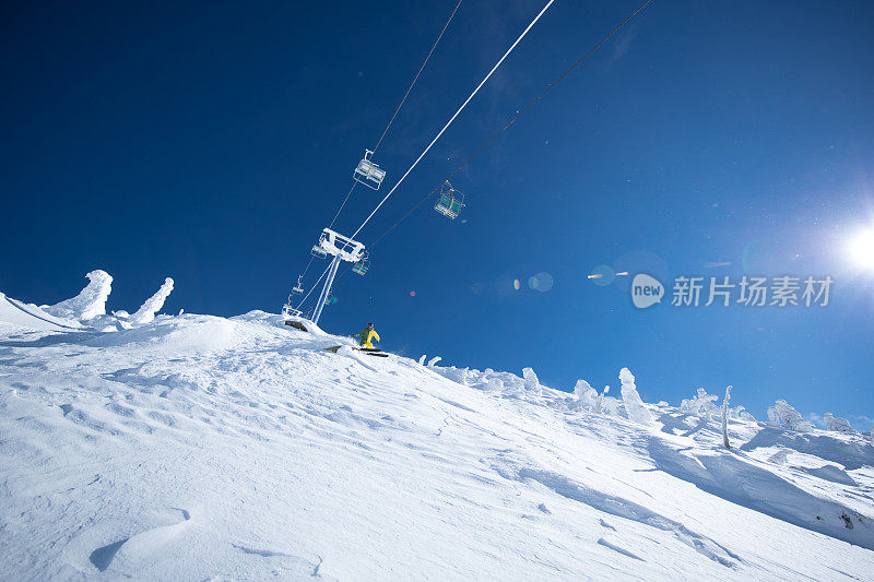 粉滑雪