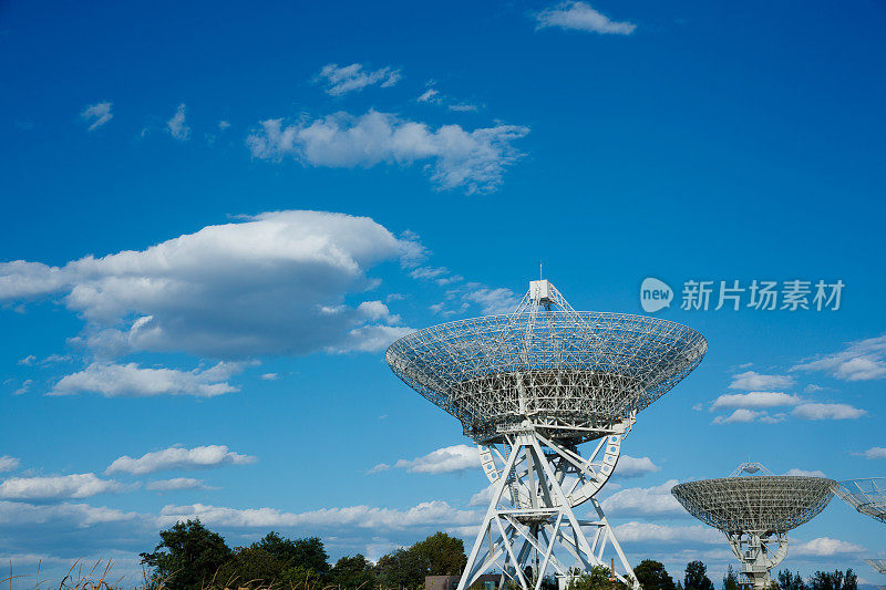 卫星信号接收器